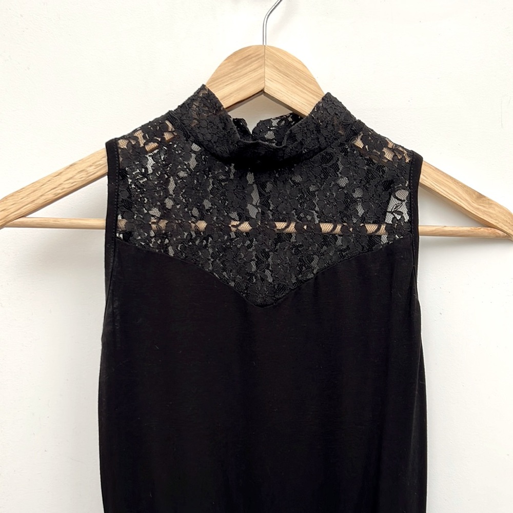 Lace bodysuit 🖤